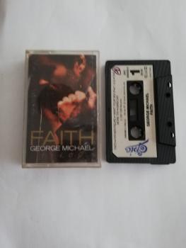 George Michael Faith Schwarz mit Weißen Aufkleber EPC 460000 4 EPIC